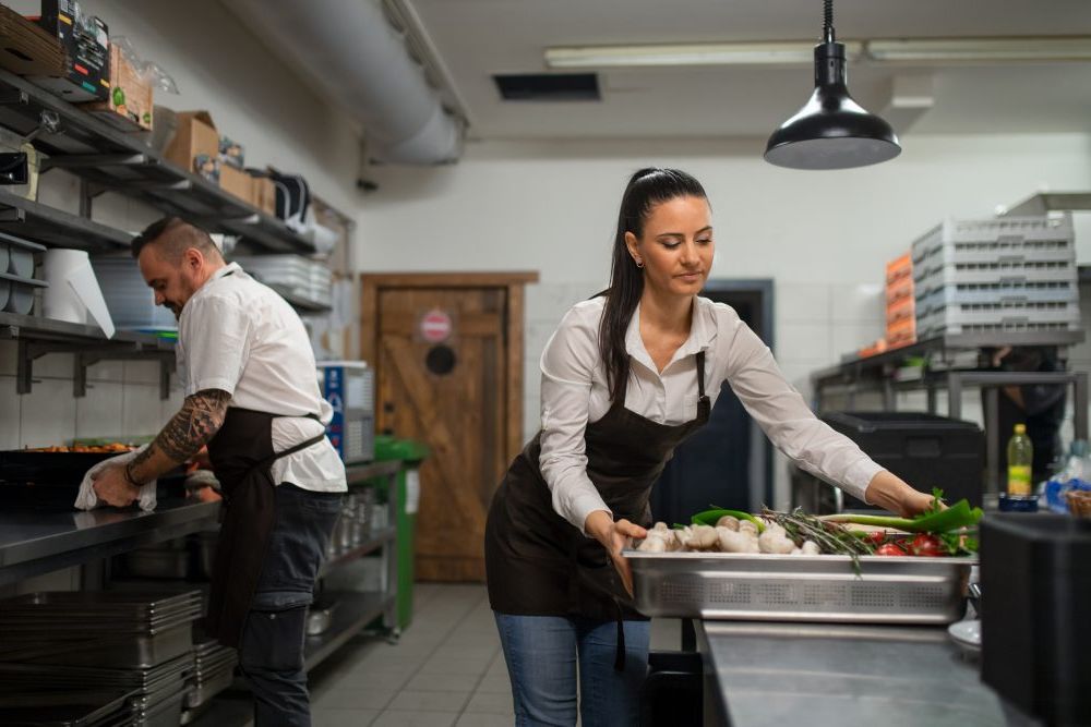 mat service restaurant